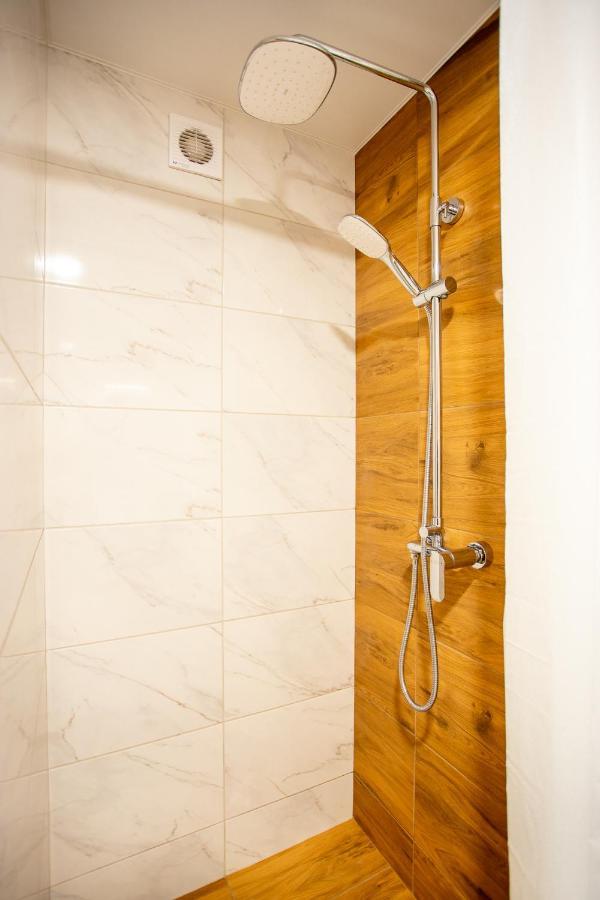 Luxury Apartment With 2 Bedrooms In The City Center Mykolajiv Eksteriør bilde