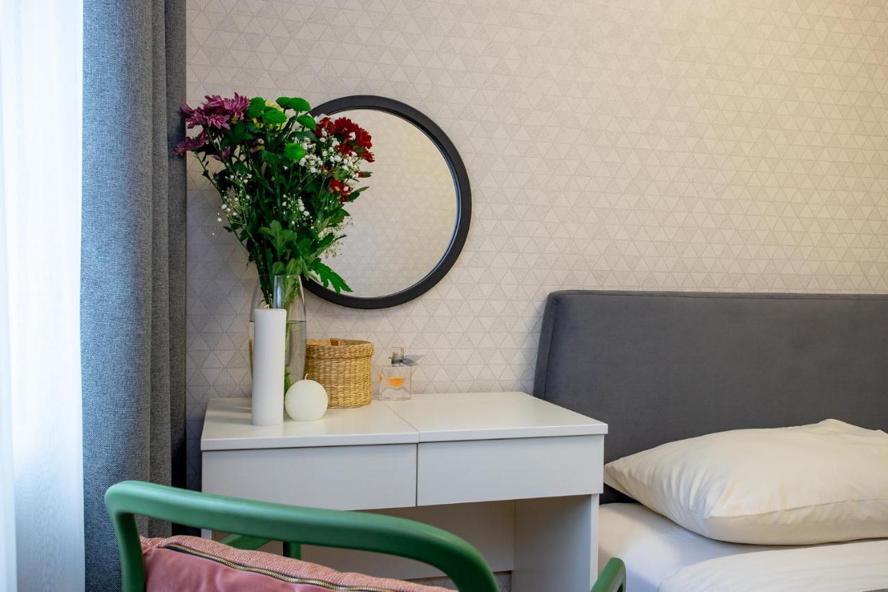 Luxury Apartment With 2 Bedrooms In The City Center Mykolajiv Eksteriør bilde