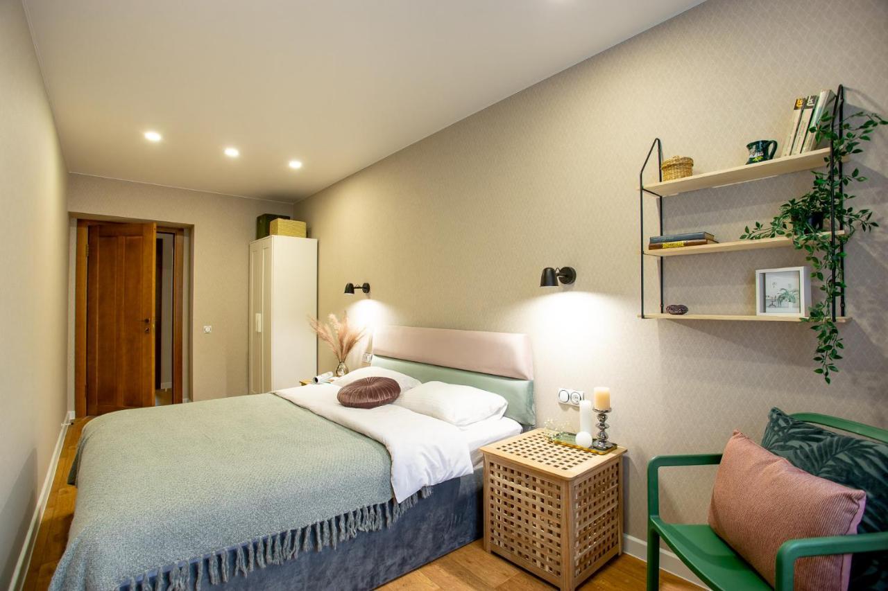 Luxury Apartment With 2 Bedrooms In The City Center Mykolajiv Eksteriør bilde