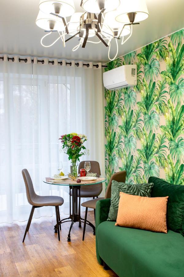 Luxury Apartment With 2 Bedrooms In The City Center Mykolajiv Eksteriør bilde