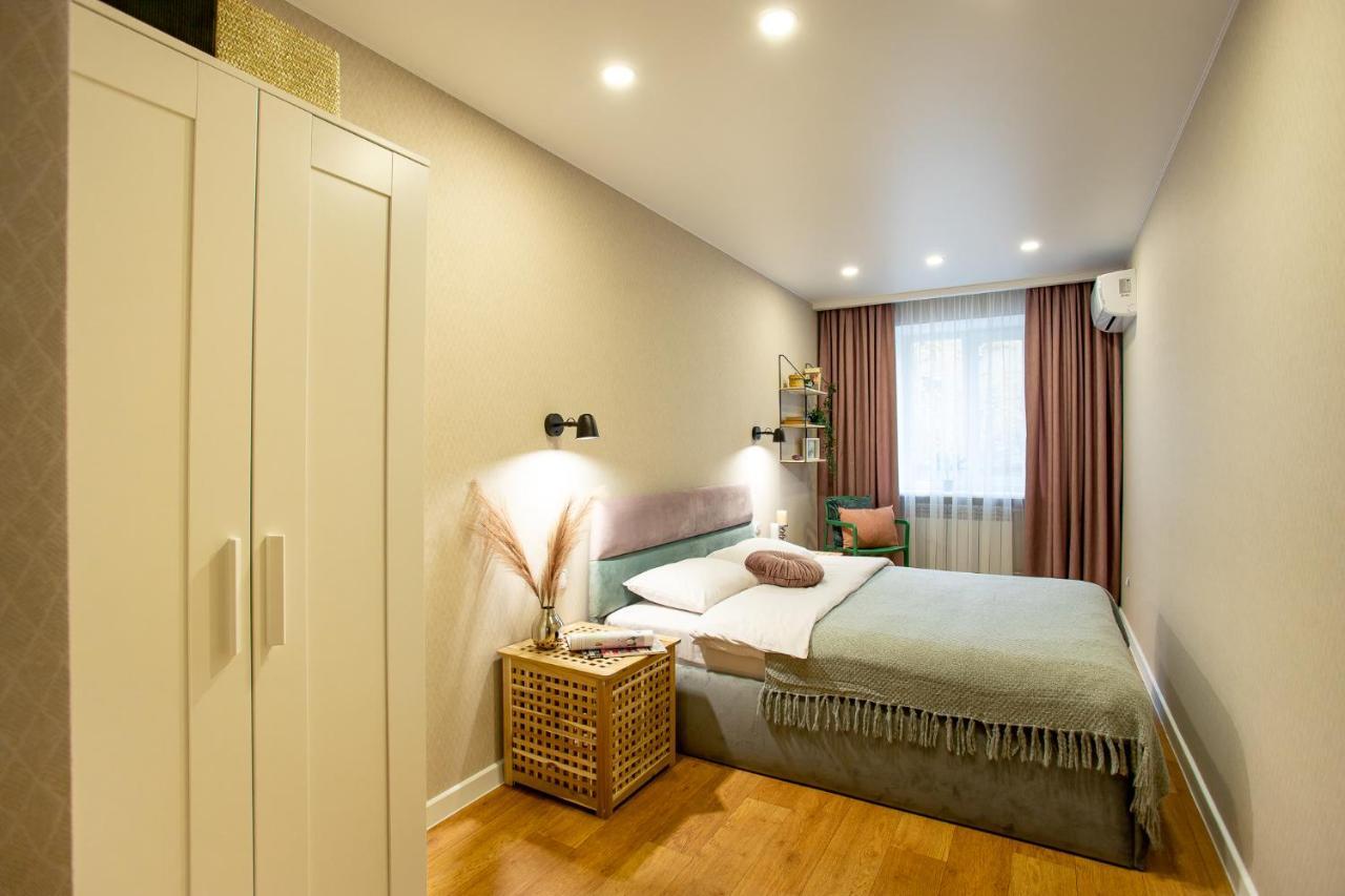 Luxury Apartment With 2 Bedrooms In The City Center Mykolajiv Eksteriør bilde